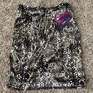 Sears Black and White Textured Pencil Skirt